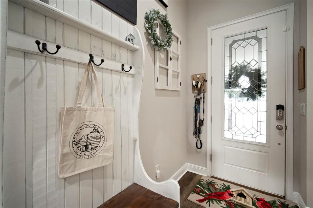 待售: $565,000 (4 贝兹, 3 浴室, 2027 平方英尺)