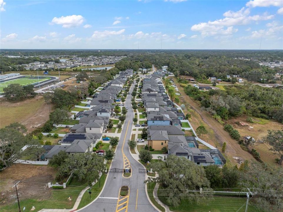 待售: $565,000 (4 贝兹, 3 浴室, 2027 平方英尺)