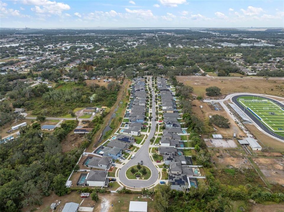 待售: $565,000 (4 贝兹, 3 浴室, 2027 平方英尺)