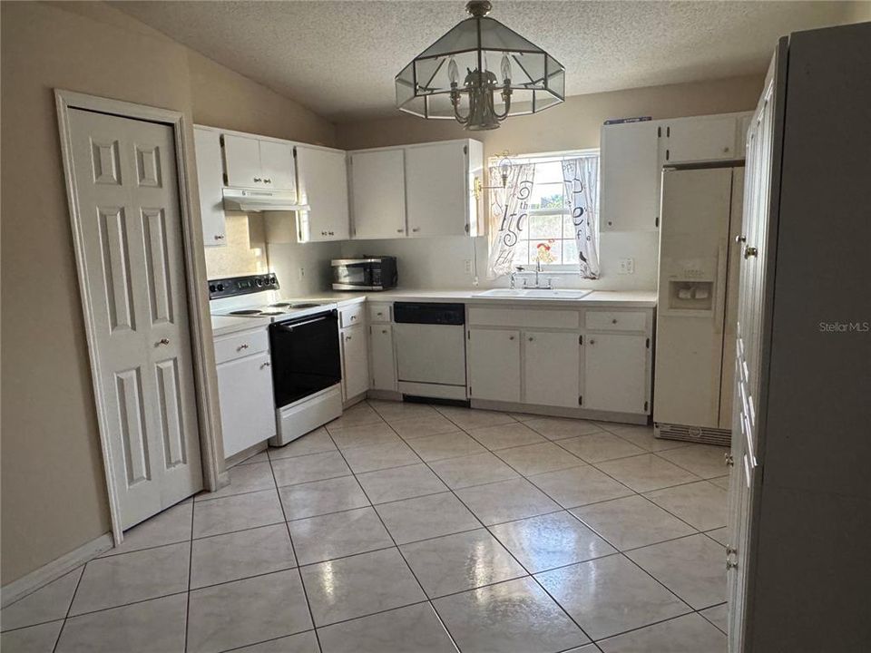 En Venta: $209,900 (3 camas, 2 baños, 1254 Pies cuadrados)