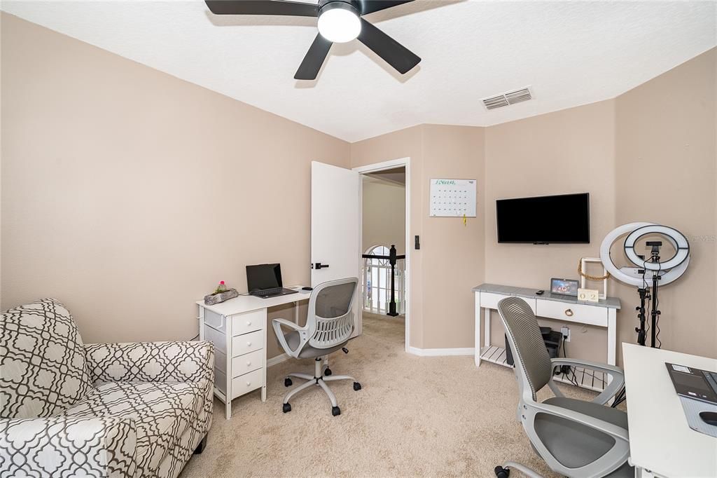 待售: $374,900 (3 贝兹, 2 浴室, 1949 平方英尺)