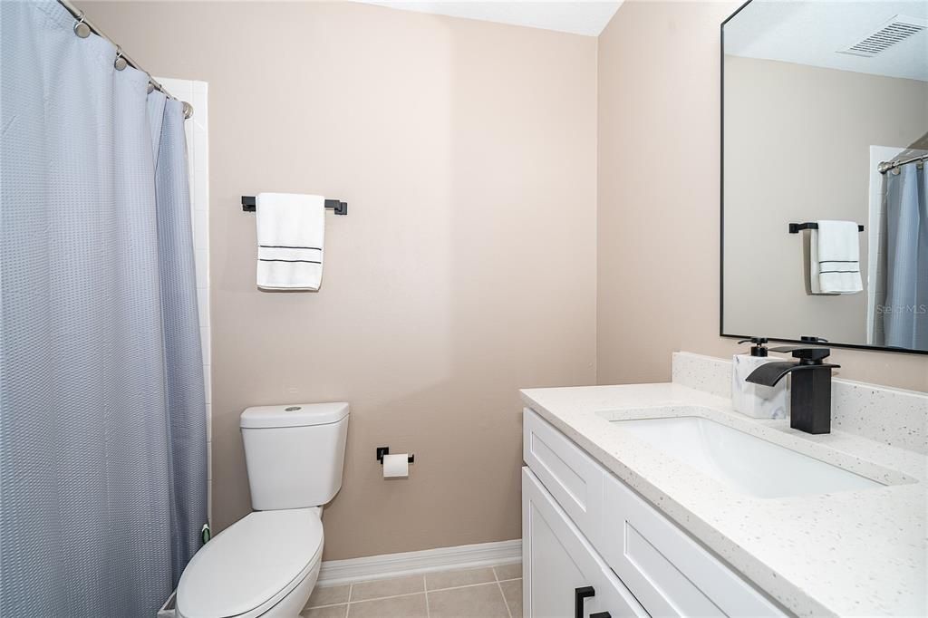 待售: $374,900 (3 贝兹, 2 浴室, 1949 平方英尺)