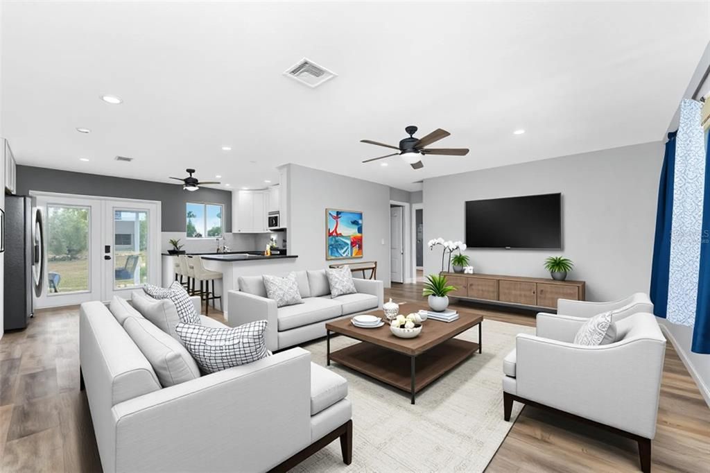 For Sale: $199,000 (2 beds, 2 baths, 962 Square Feet)