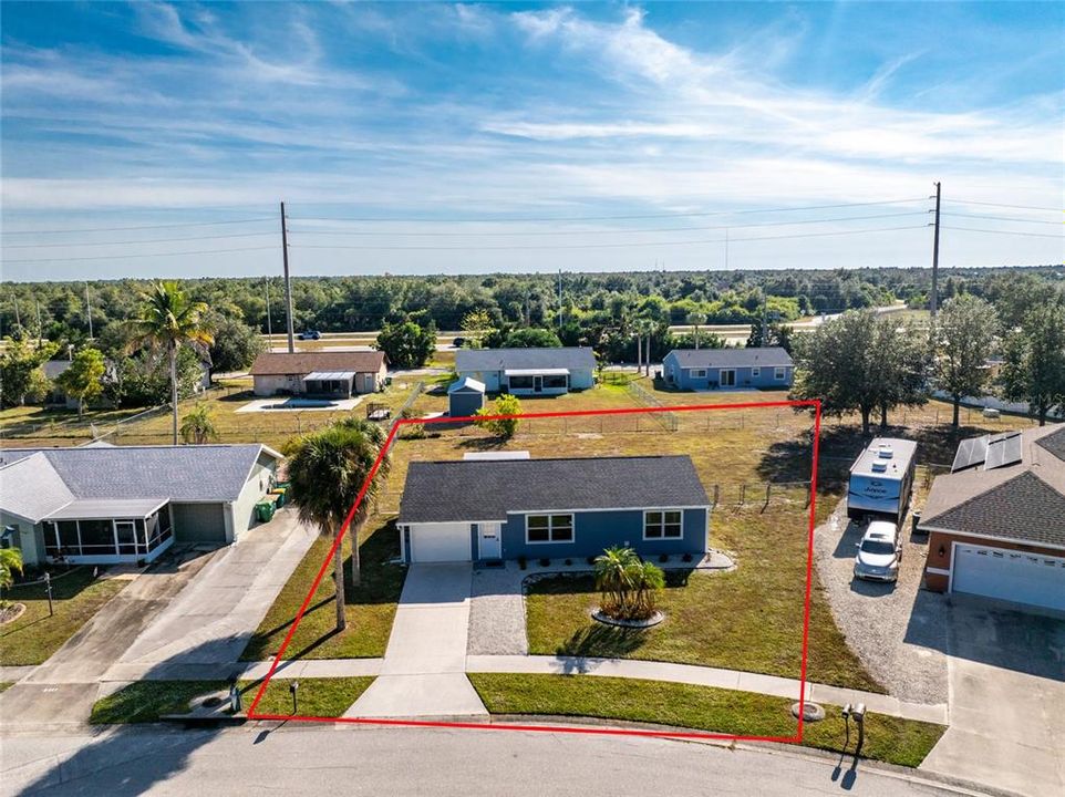 For Sale: $199,000 (2 beds, 2 baths, 962 Square Feet)