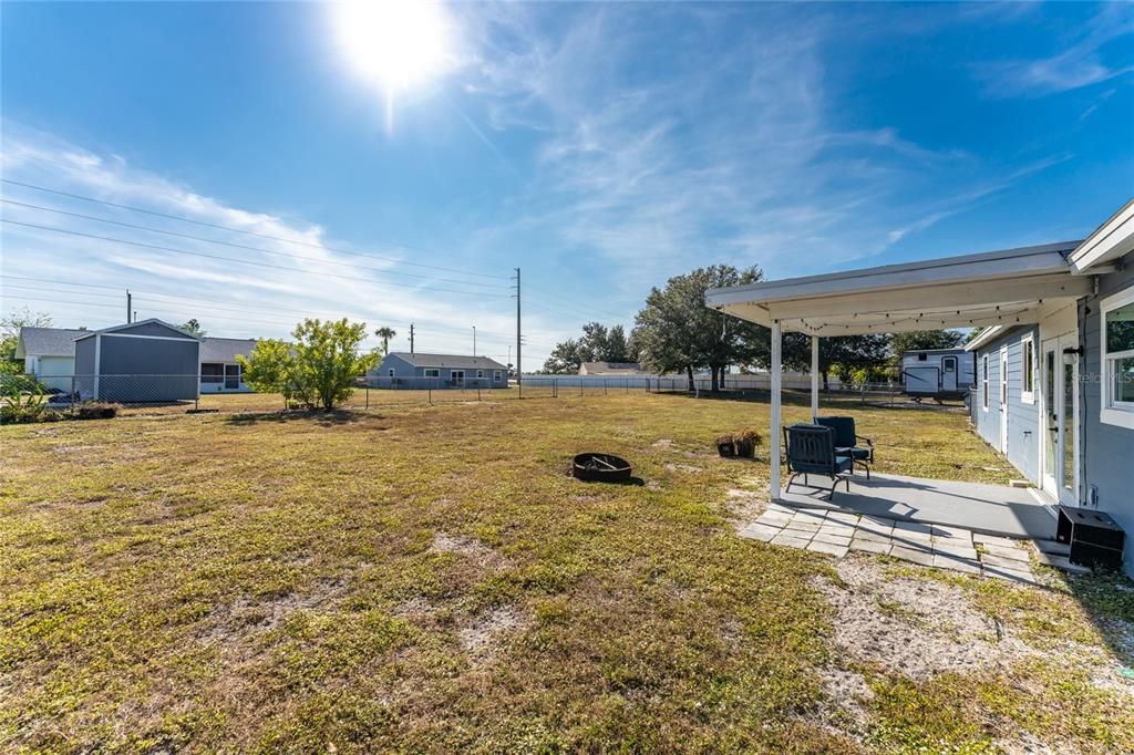 For Sale: $199,000 (2 beds, 2 baths, 962 Square Feet)