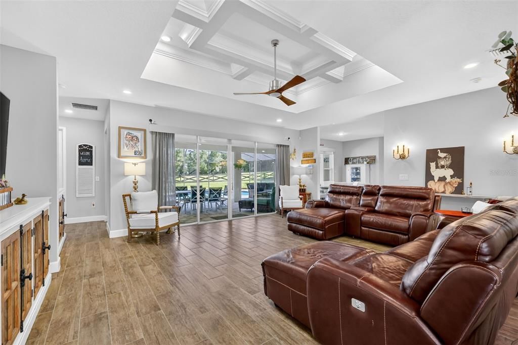 На продажу: $1,849,999 (3 спален, 3 ванн, 2774 Квадратных фут)