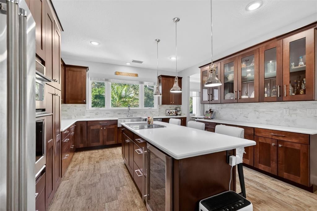 На продажу: $1,849,999 (3 спален, 3 ванн, 2774 Квадратных фут)