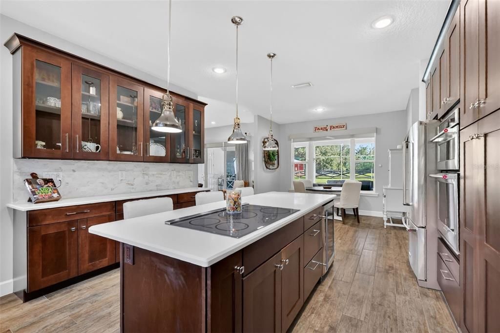 На продажу: $1,849,999 (3 спален, 3 ванн, 2774 Квадратных фут)