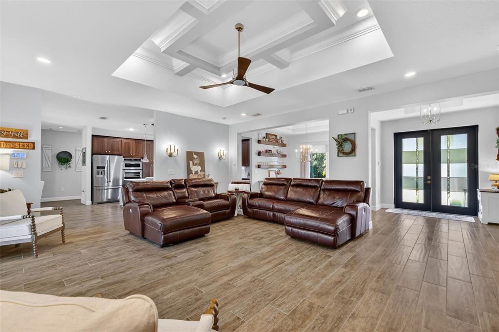 На продажу: $1,849,999 (3 спален, 3 ванн, 2774 Квадратных фут)