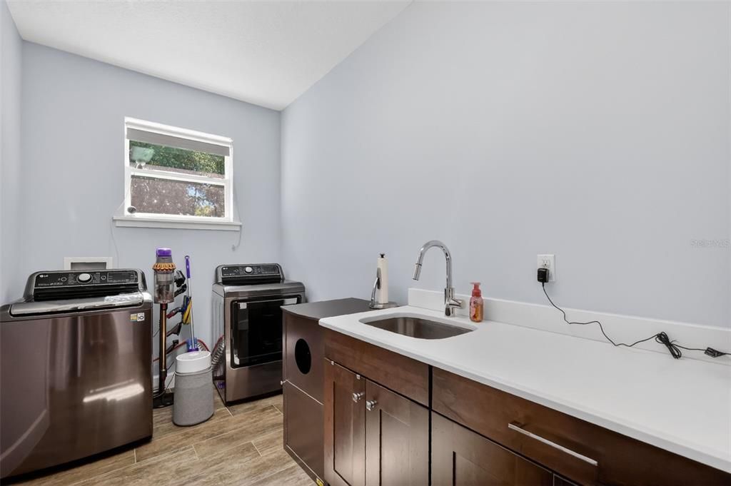 На продажу: $1,849,999 (3 спален, 3 ванн, 2774 Квадратных фут)