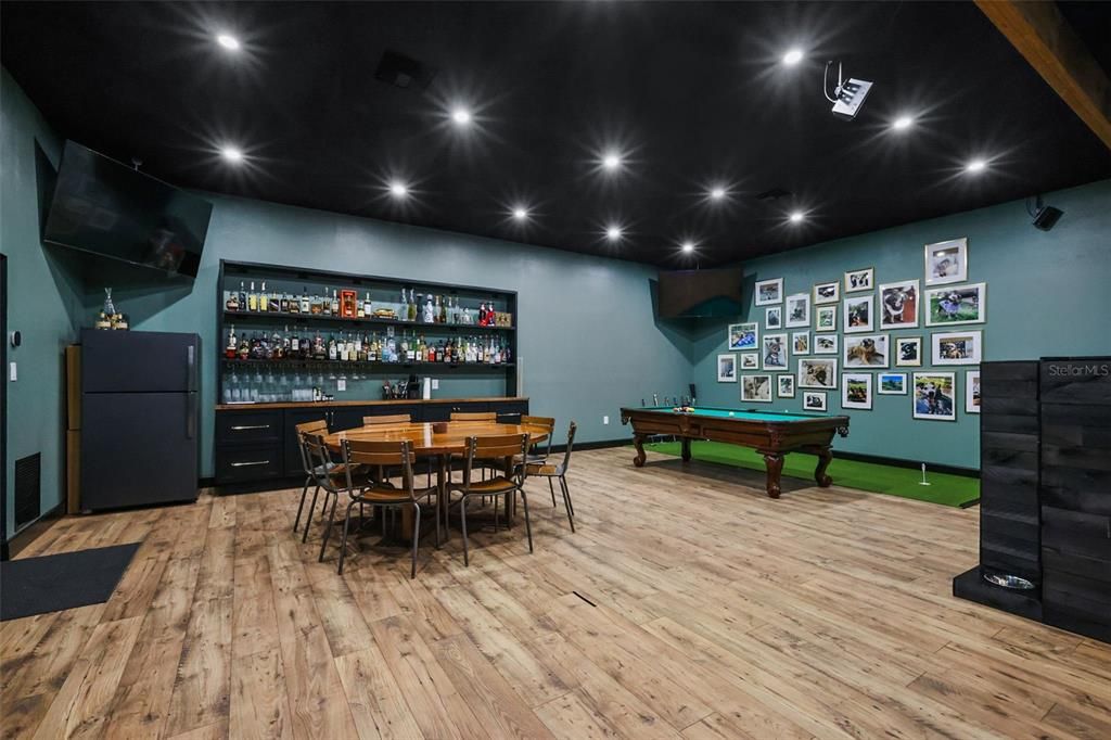 На продажу: $1,849,999 (3 спален, 3 ванн, 2774 Квадратных фут)