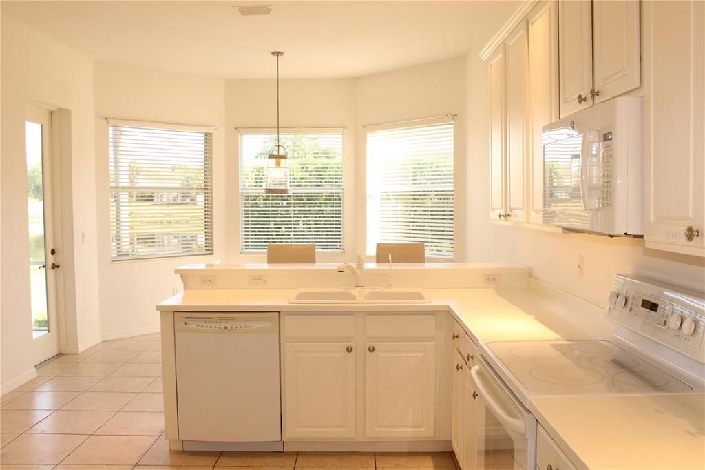 En Renta: $2,795 (3 camas, 2 baños, 2293 Pies cuadrados)