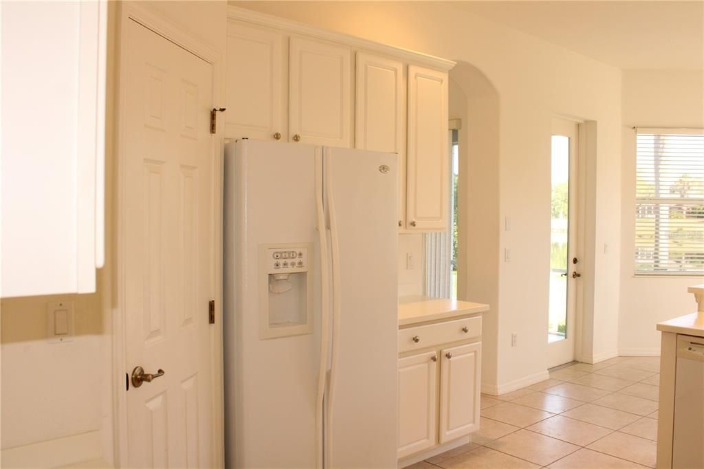 En Renta: $2,795 (3 camas, 2 baños, 2293 Pies cuadrados)