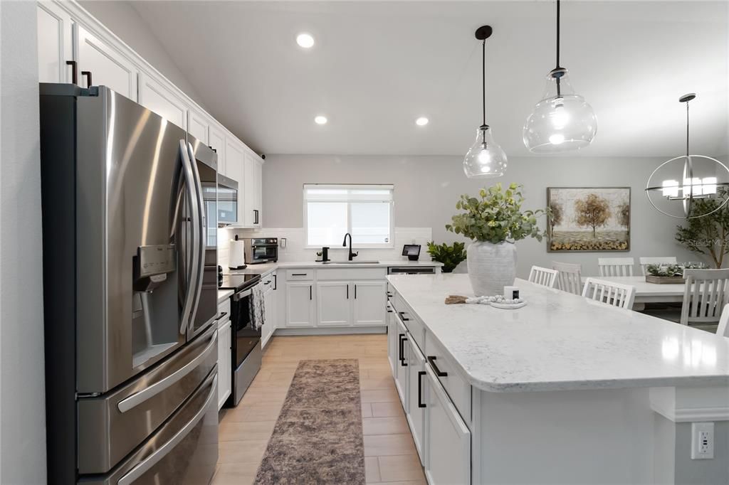 For Sale: $435,000 (4 beds, 2 baths, 1696 Square Feet)