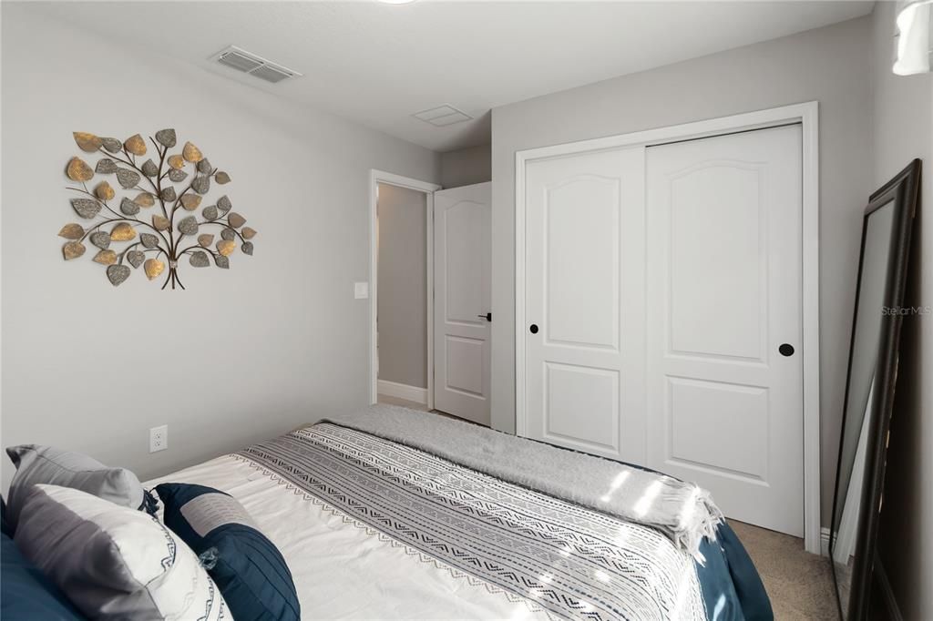 For Sale: $435,000 (4 beds, 2 baths, 1696 Square Feet)