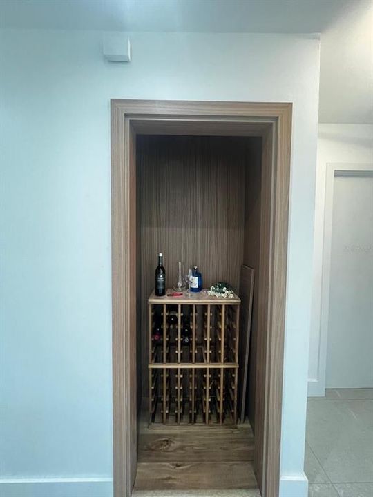 For Sale: $1,145,000 (4 beds, 2 baths, 2083 Square Feet)