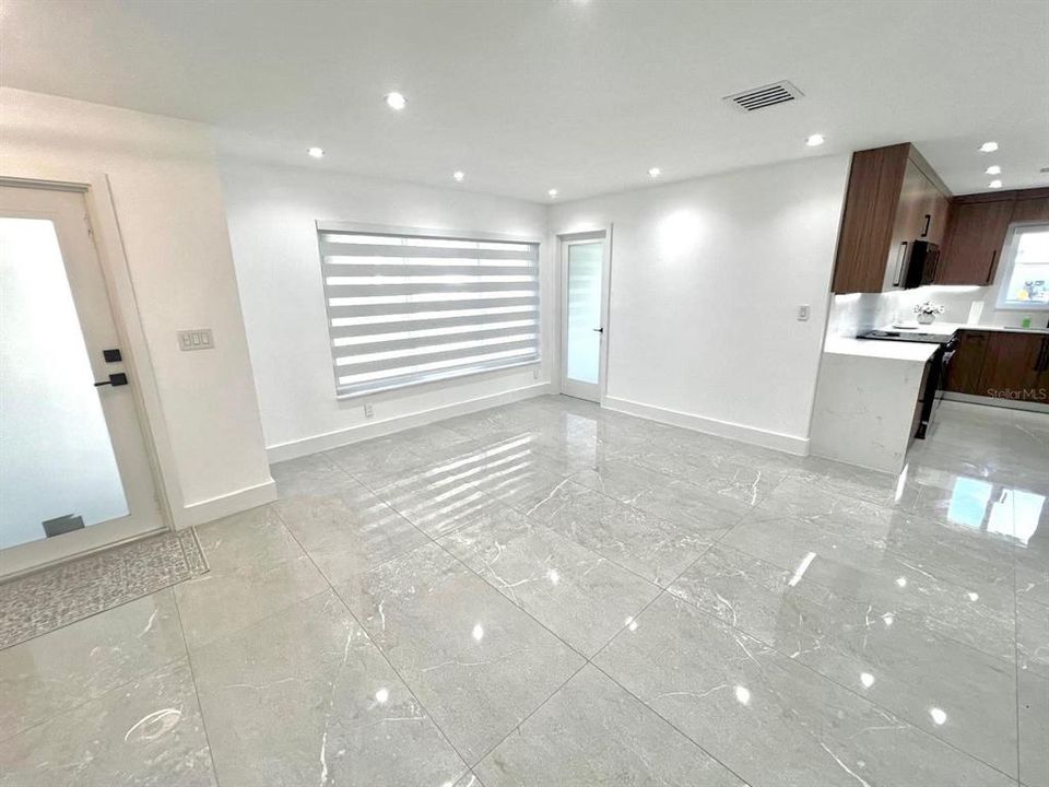 For Sale: $1,145,000 (4 beds, 2 baths, 2083 Square Feet)