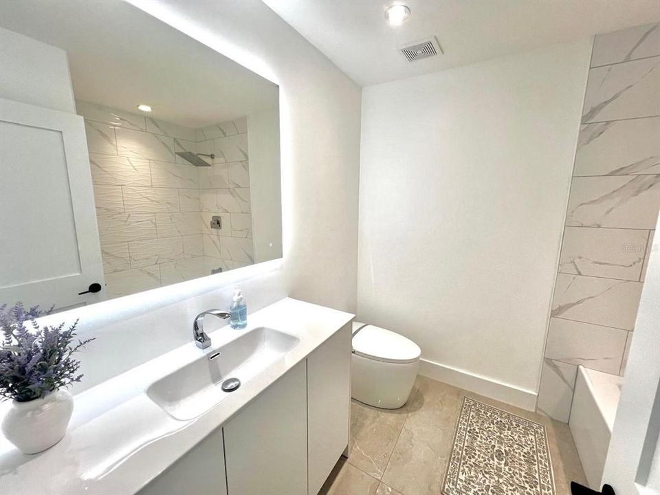 For Sale: $1,145,000 (4 beds, 2 baths, 2083 Square Feet)