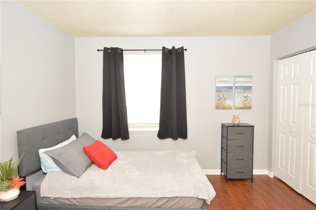 В аренду: $2,600 (2 спален, 1 ванн, 1022 Квадратных фут)