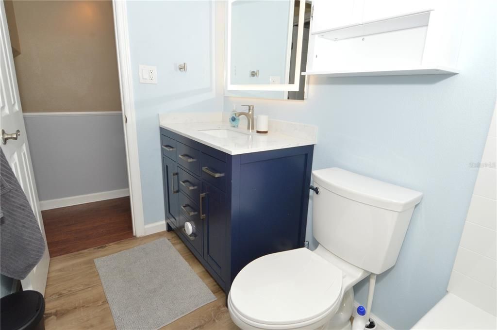 В аренду: $2,600 (2 спален, 1 ванн, 1022 Квадратных фут)