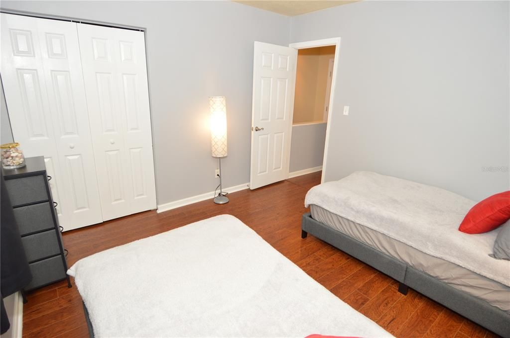 В аренду: $2,600 (2 спален, 1 ванн, 1022 Квадратных фут)