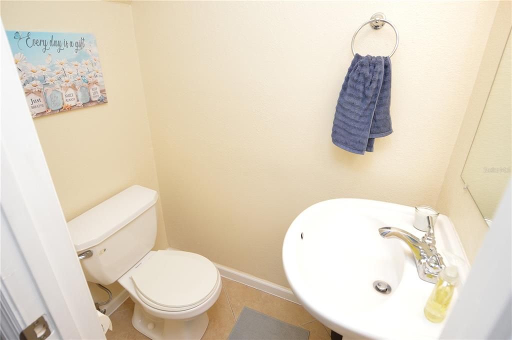 В аренду: $2,600 (2 спален, 1 ванн, 1022 Квадратных фут)