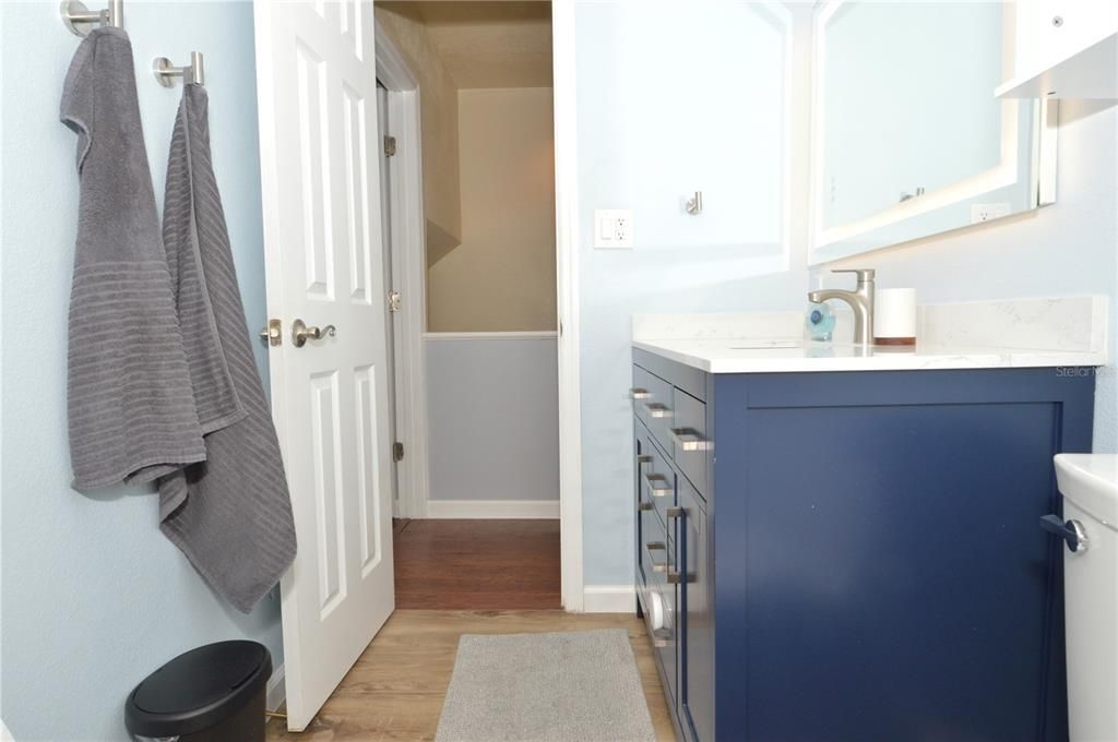 В аренду: $2,600 (2 спален, 1 ванн, 1022 Квадратных фут)