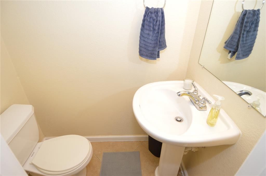 В аренду: $2,600 (2 спален, 1 ванн, 1022 Квадратных фут)