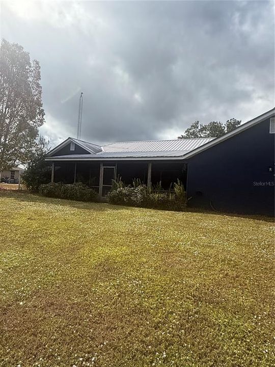 For Sale: $475,000 (4 beds, 3 baths, 2160 Square Feet)