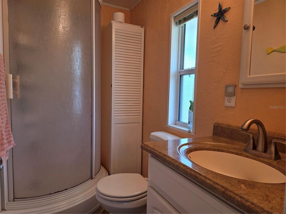 待售: $143,000 (2 贝兹, 2 浴室, 1055 平方英尺)