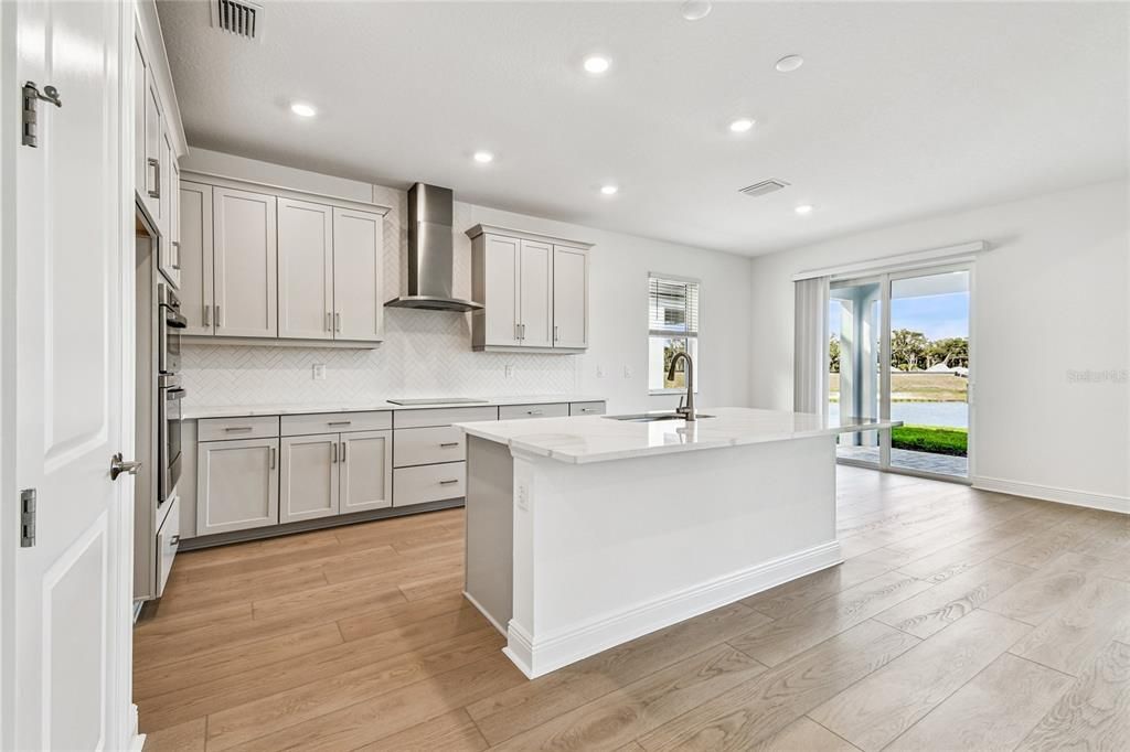 待售: $774,189 (4 贝兹, 3 浴室, 2309 平方英尺)