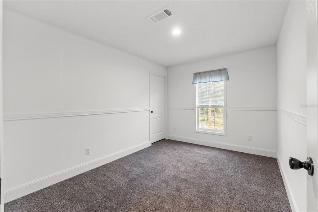 For Sale: $299,900 (3 beds, 2 baths, 1352 Square Feet)