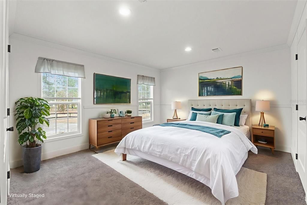 For Sale: $299,900 (3 beds, 2 baths, 1352 Square Feet)