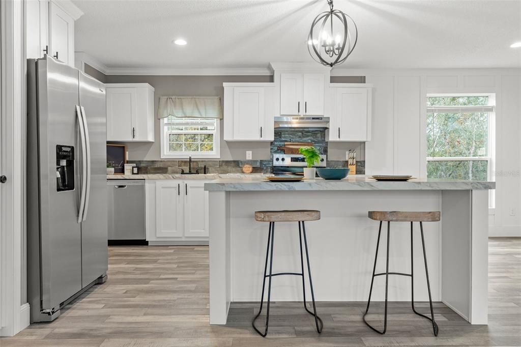 For Sale: $299,900 (3 beds, 2 baths, 1352 Square Feet)