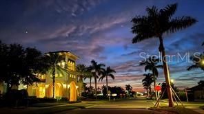 合同活跃: $459,000 (2 贝兹, 2 浴室, 1611 平方英尺)