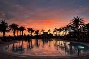 合同活跃: $459,000 (2 贝兹, 2 浴室, 1611 平方英尺)