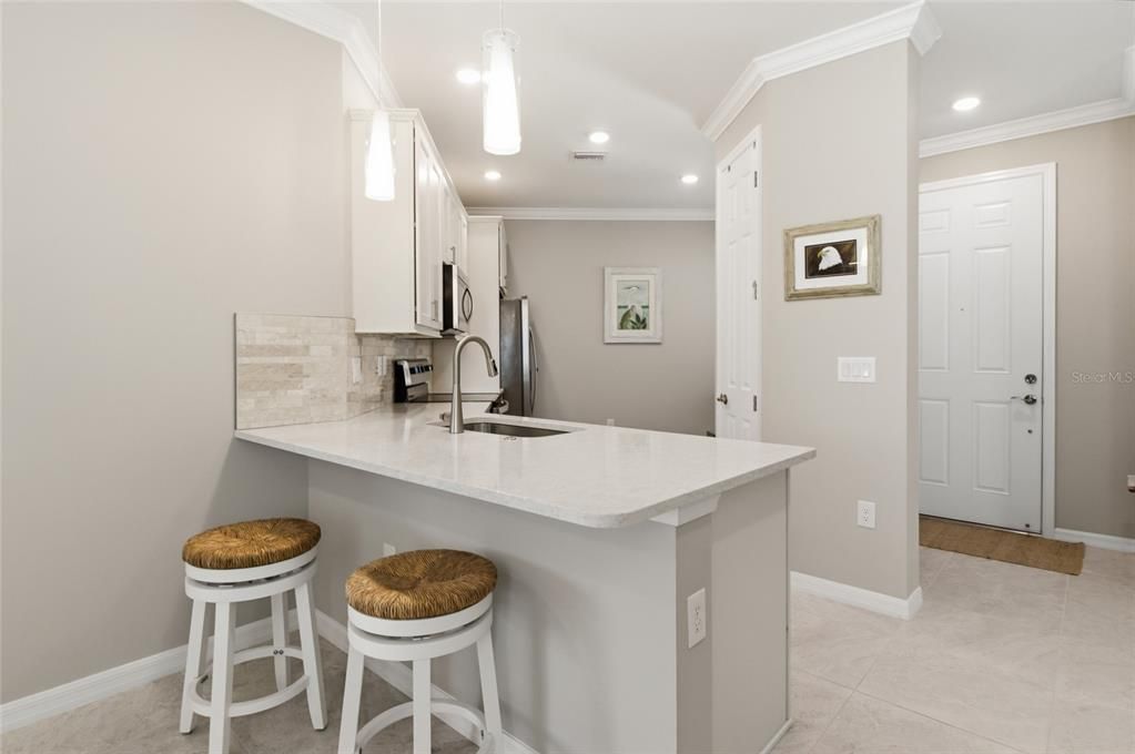 待售: $459,000 (2 贝兹, 2 浴室, 1611 平方英尺)