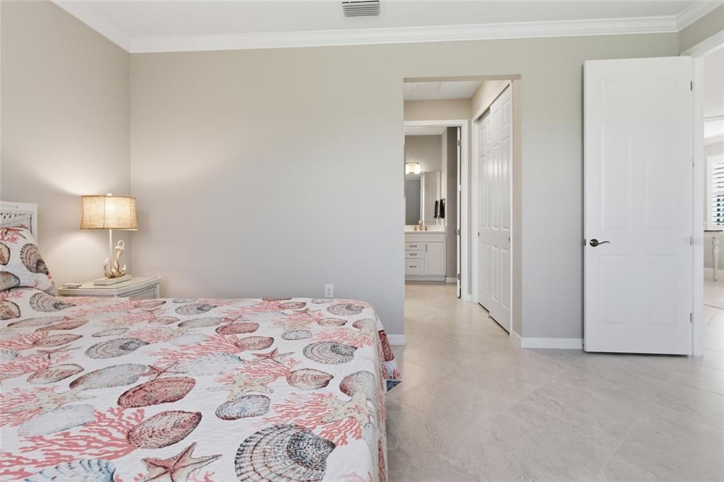 待售: $459,000 (2 贝兹, 2 浴室, 1611 平方英尺)