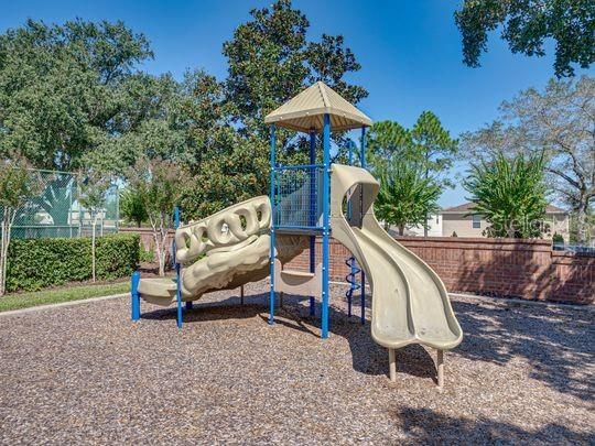 For Rent: $2,600 (5 beds, 3 baths, 2834 Square Feet)