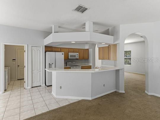 For Rent: $2,600 (5 beds, 3 baths, 2834 Square Feet)