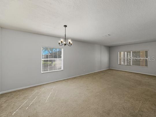 For Rent: $2,600 (5 beds, 3 baths, 2834 Square Feet)