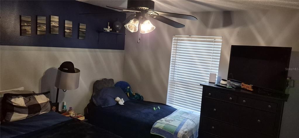 En Venta: $337,600 (3 camas, 2 baños, 1509 Pies cuadrados)