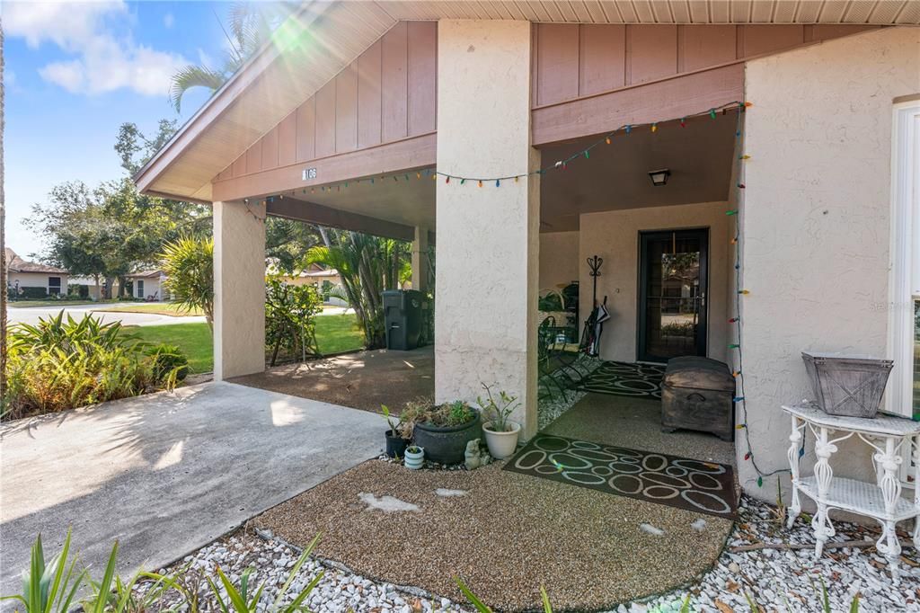 На продажу: $238,900 (2 спален, 2 ванн, 1258 Квадратных фут)