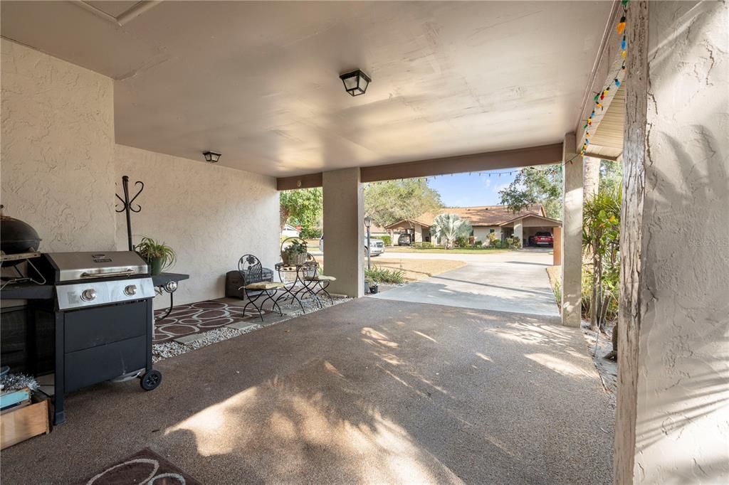 На продажу: $238,900 (2 спален, 2 ванн, 1258 Квадратных фут)