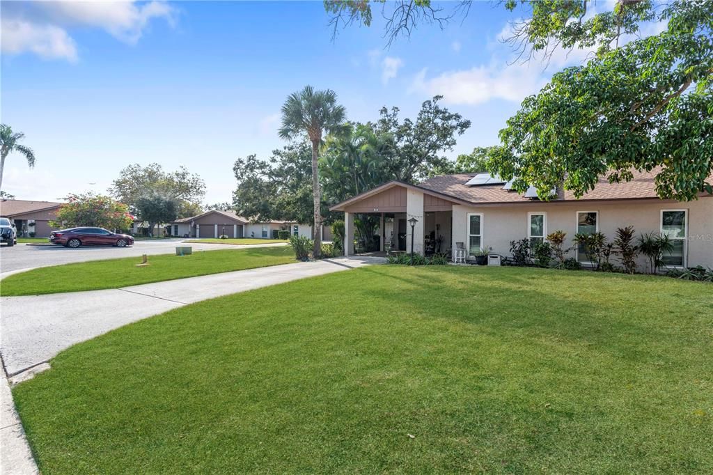 На продажу: $238,900 (2 спален, 2 ванн, 1258 Квадратных фут)