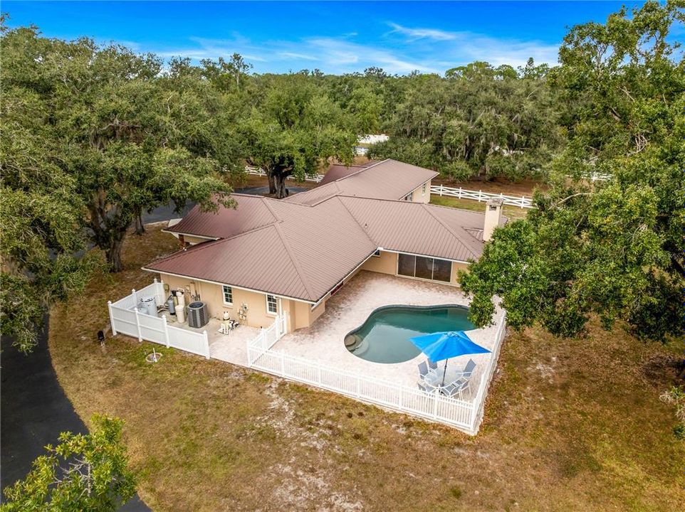 For Sale: $2,000,000 (4 beds, 3 baths, 2467 Square Feet)