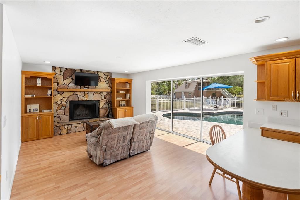 For Sale: $2,000,000 (4 beds, 3 baths, 2467 Square Feet)