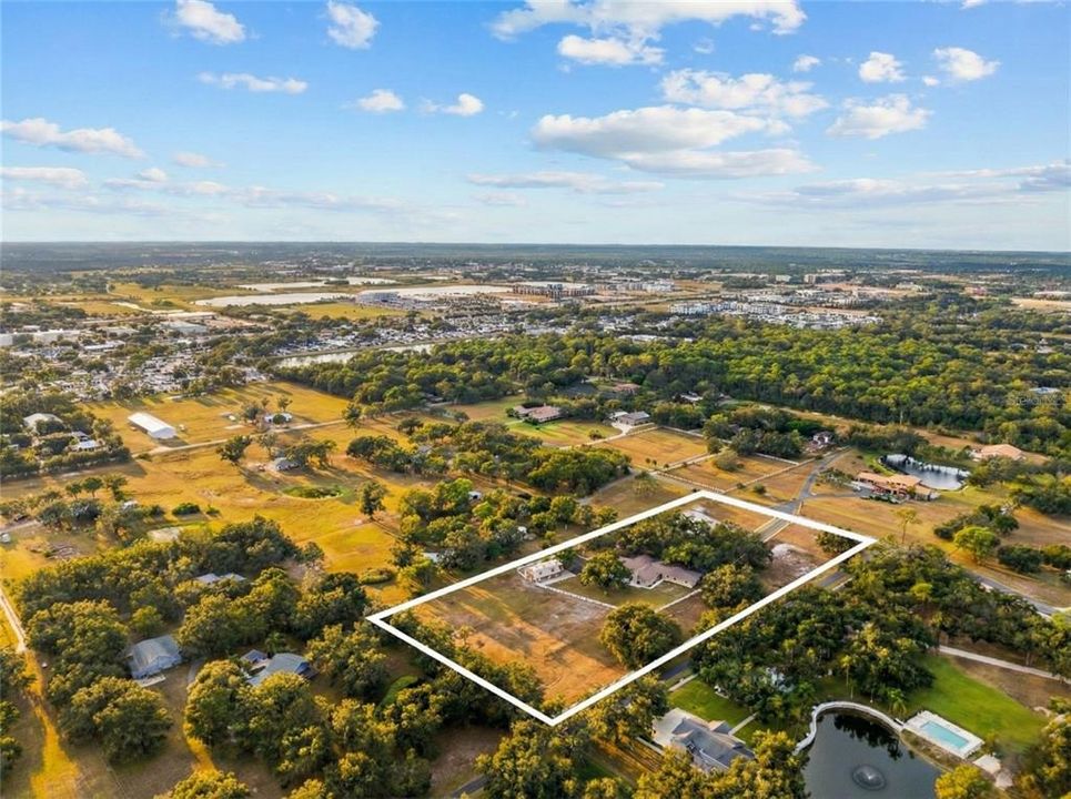 For Sale: $2,000,000 (4 beds, 3 baths, 2467 Square Feet)