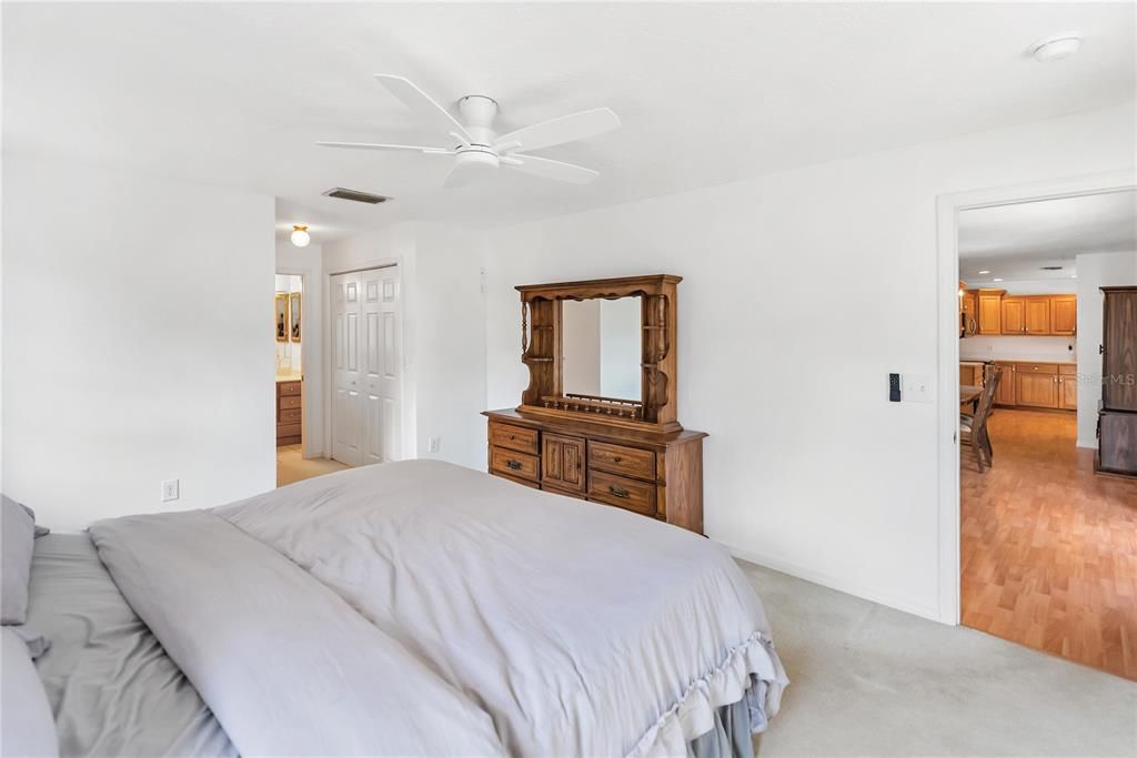 For Sale: $2,000,000 (4 beds, 3 baths, 2467 Square Feet)