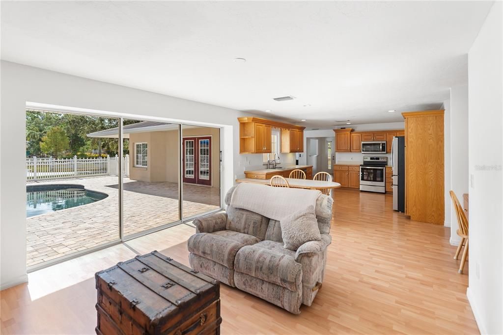 For Sale: $2,000,000 (4 beds, 3 baths, 2467 Square Feet)